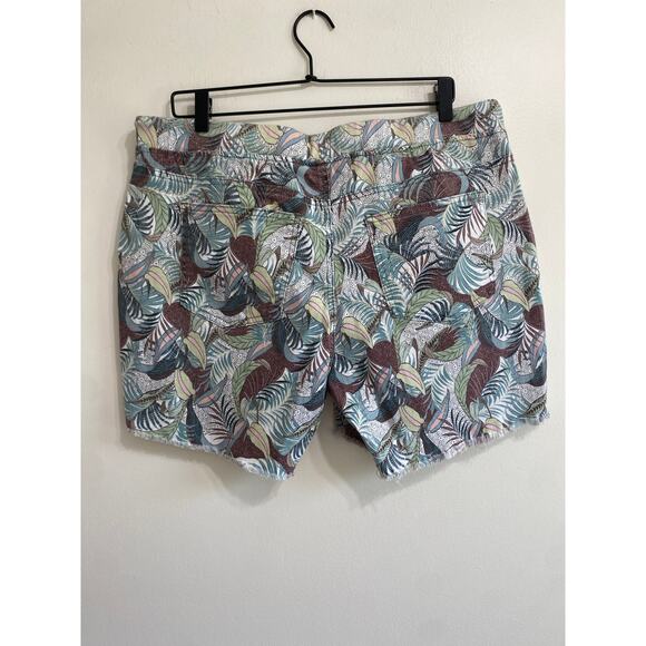 Tropical Green & Brown Shorts - Royalty Collection, Size Large - Picture 8 of 11